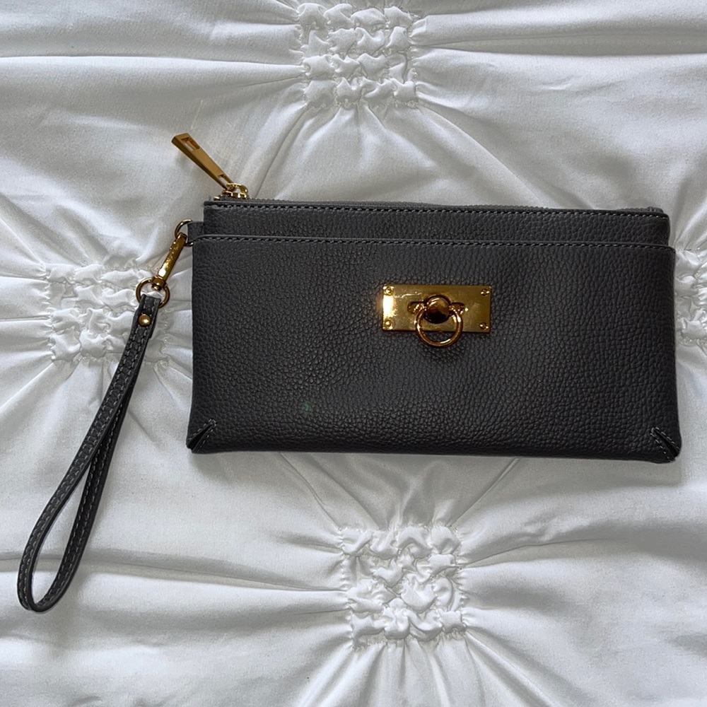 grey wristlet —never worn